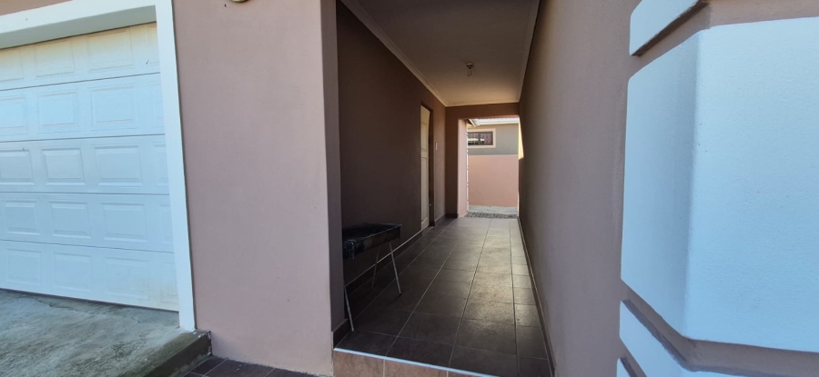 3 Bedroom Property for Sale in Haven Hills Eastern Cape